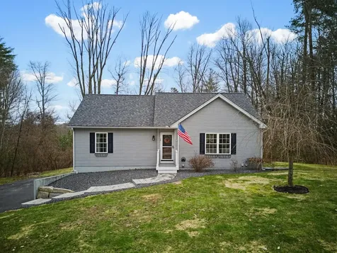 12 Ebony Drive Rochester NH 03867