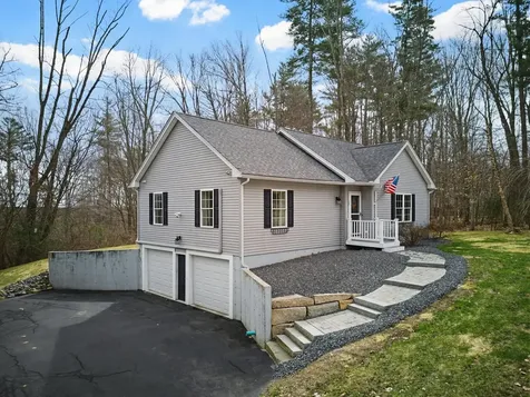 12 Ebony Drive Rochester NH 03867