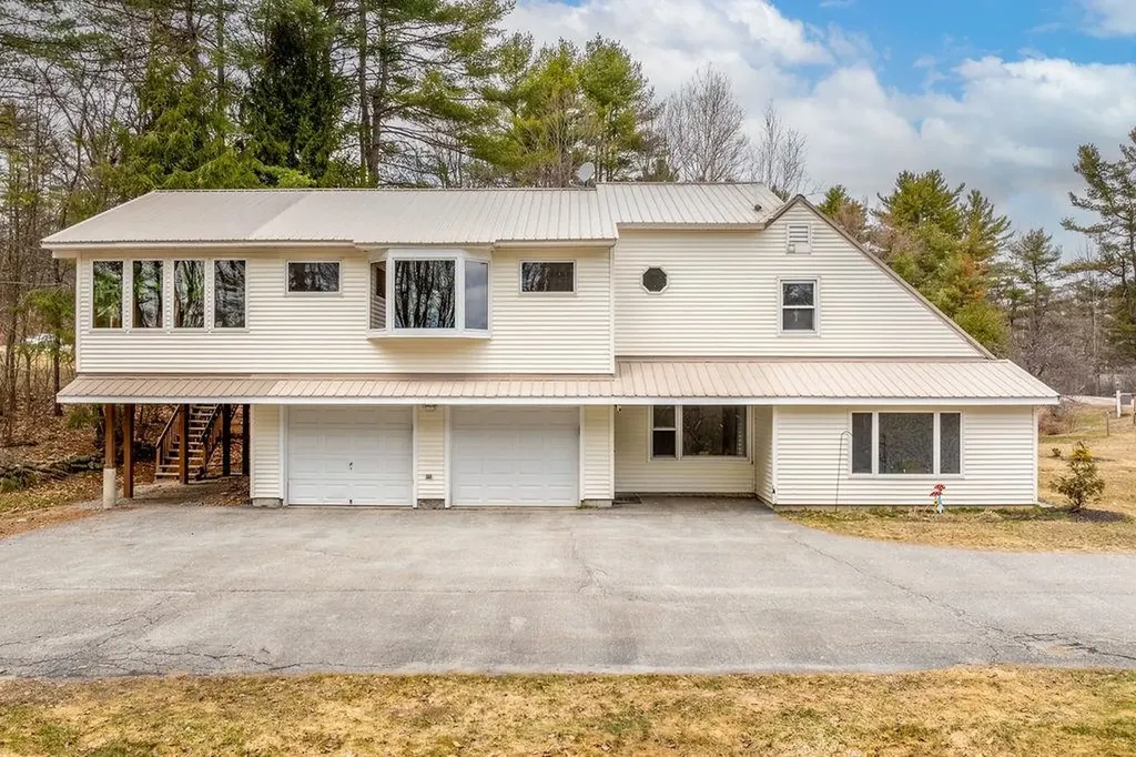 104 John Stark Highway Newport NH 03773