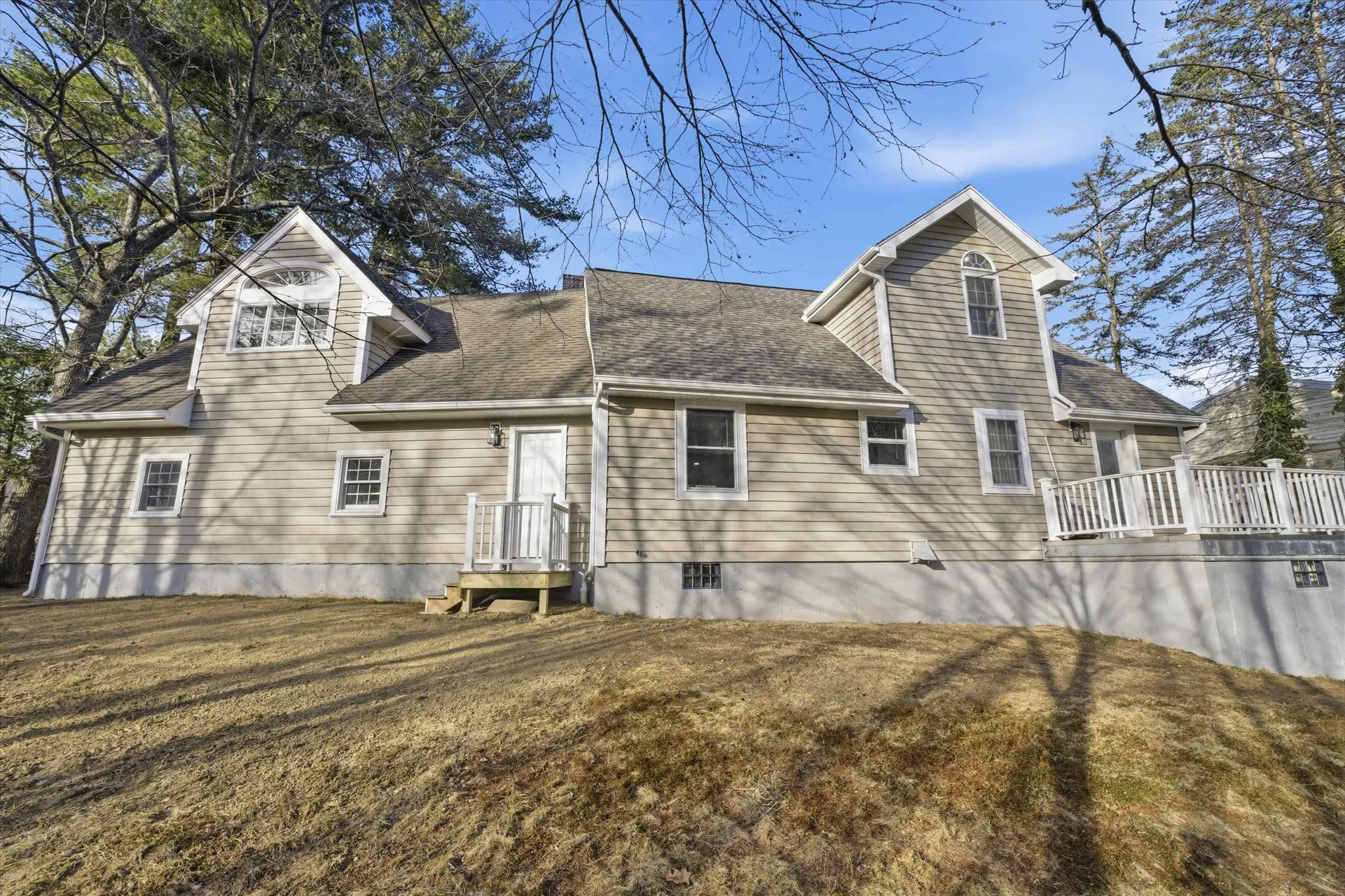 14 Ayer Circle Seabrook NH 03874