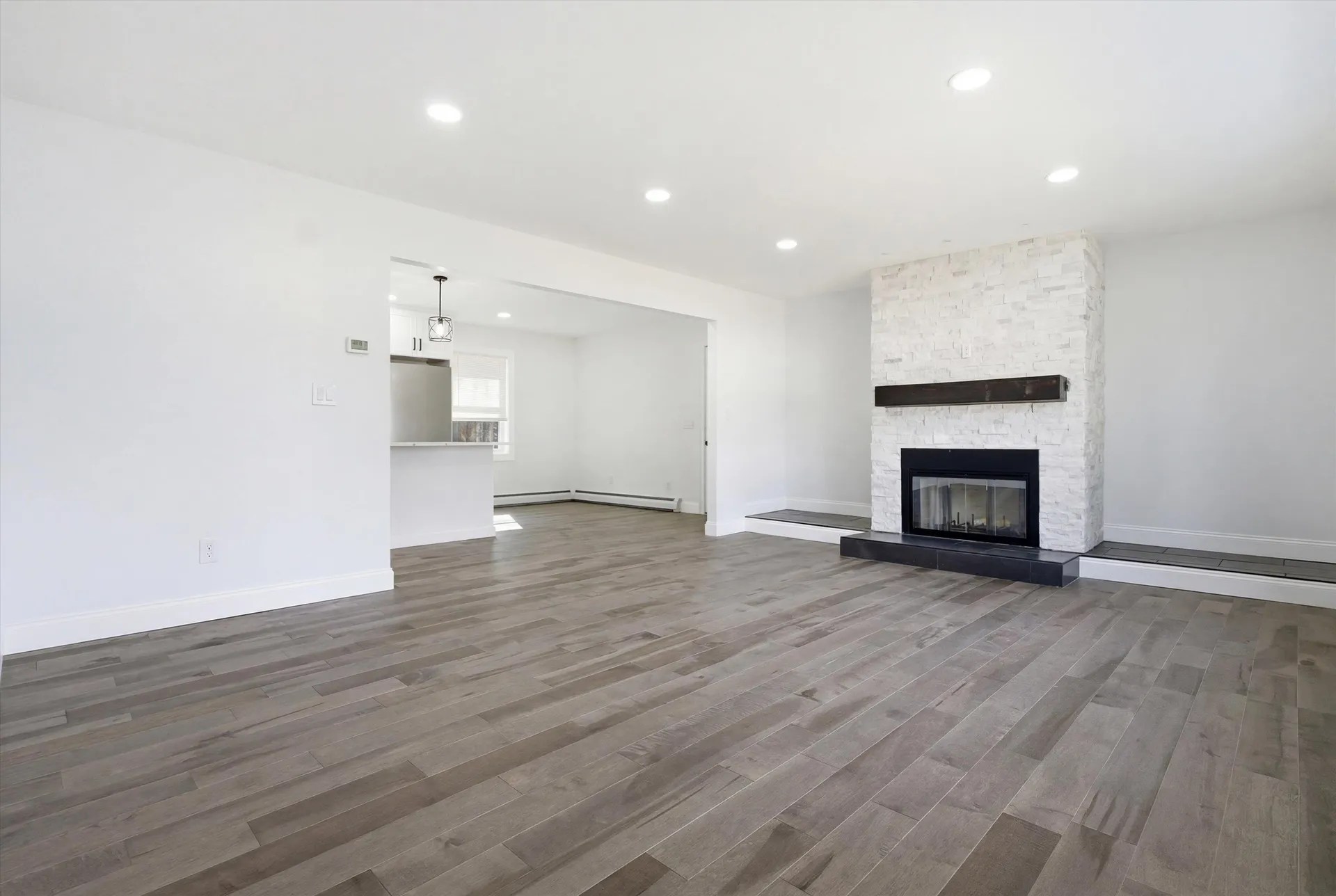 14 Ayer Circle Seabrook NH 03874