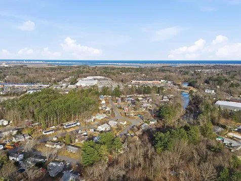 14 Ayer Circle Seabrook NH 03874