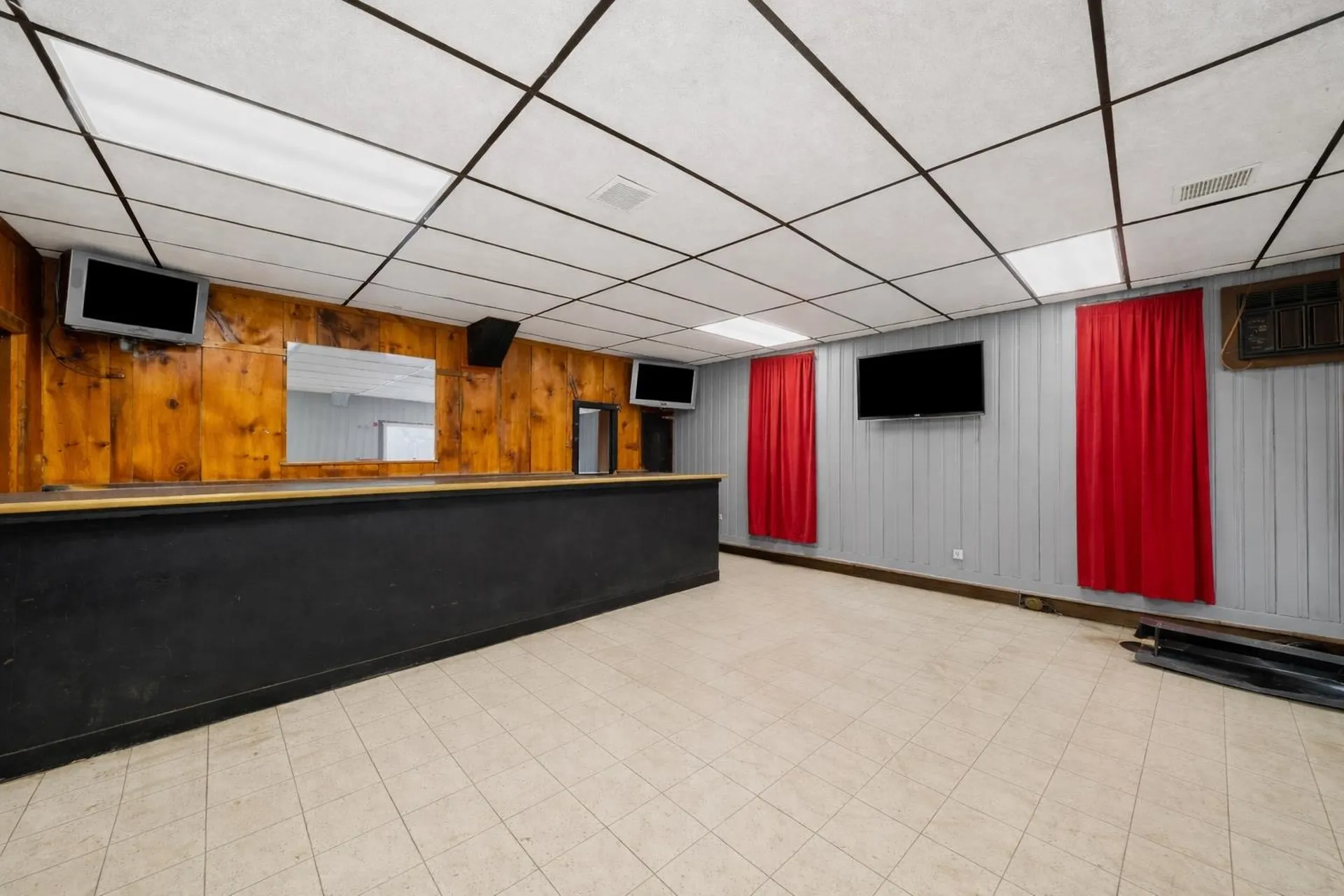 13 Mechanic Street Farmington NH 03835