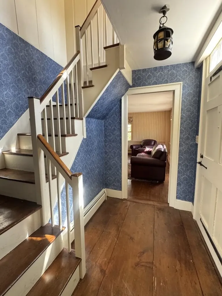 146 Drinkwater Road Kensington NH 03833