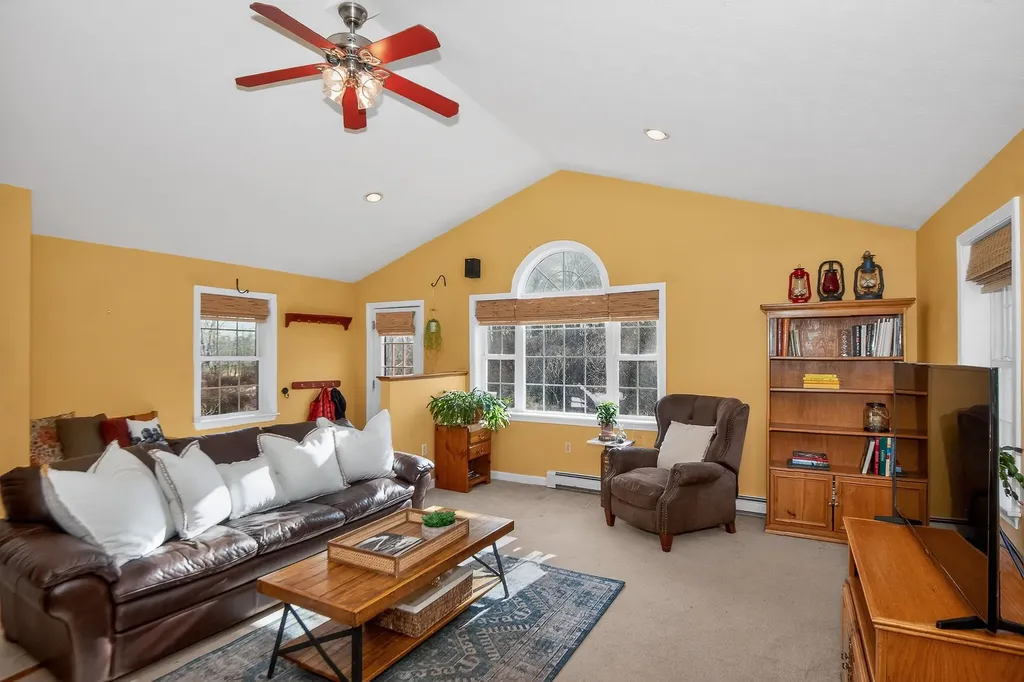 2 Joslin Road Amherst NH 03031