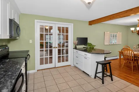 2 Joslin Road Amherst NH 03031
