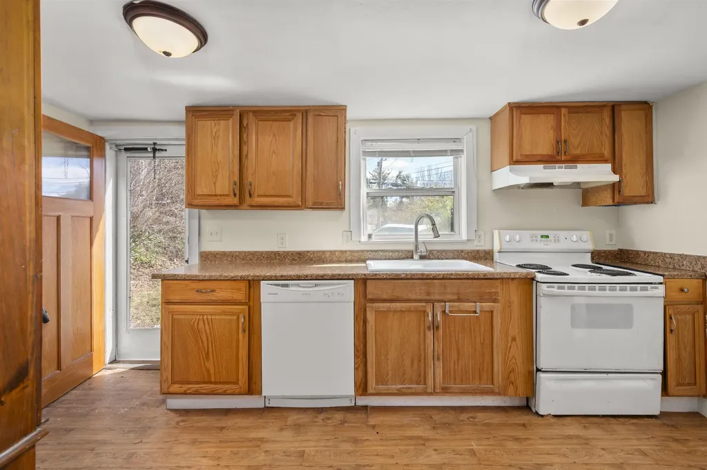 102 Corliss Hill Road Meredith NH 03253