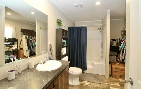 82 Orange Street Farmington NH 03835
