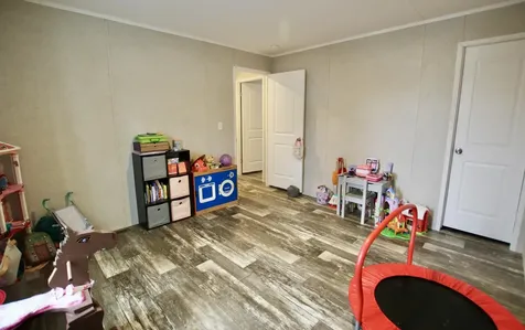 82 Orange Street Farmington NH 03835