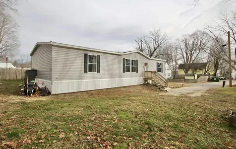 82 Orange Street Farmington NH 03835