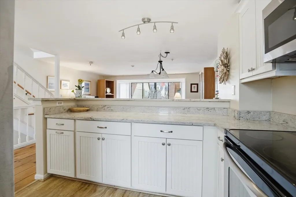 989 Ocean Boulevard Hampton NH 03842