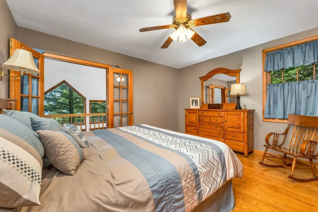 21 Cedergren Road New Durham NH 03855