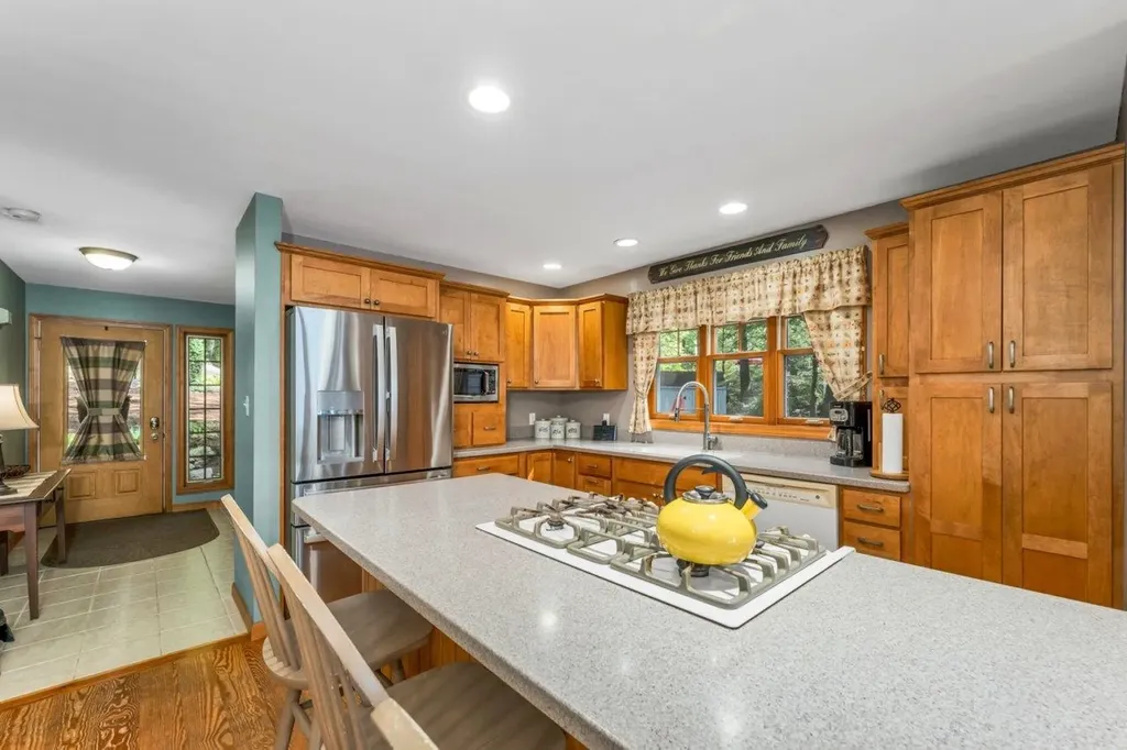 21 Cedergren Road New Durham NH 03855