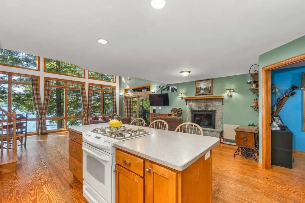 21 Cedergren Road New Durham NH 03855