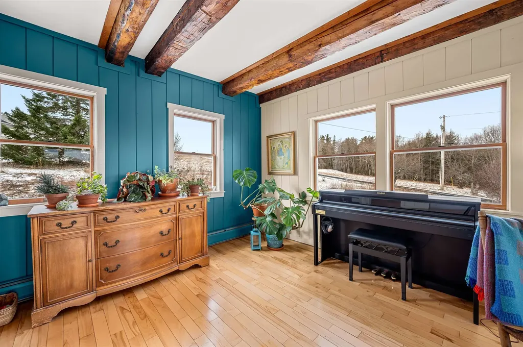 57 Manning Road Orange VT 05649