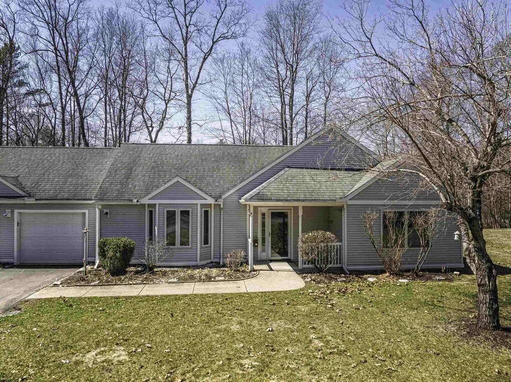 6 Roysann Way Durham NH 03824
