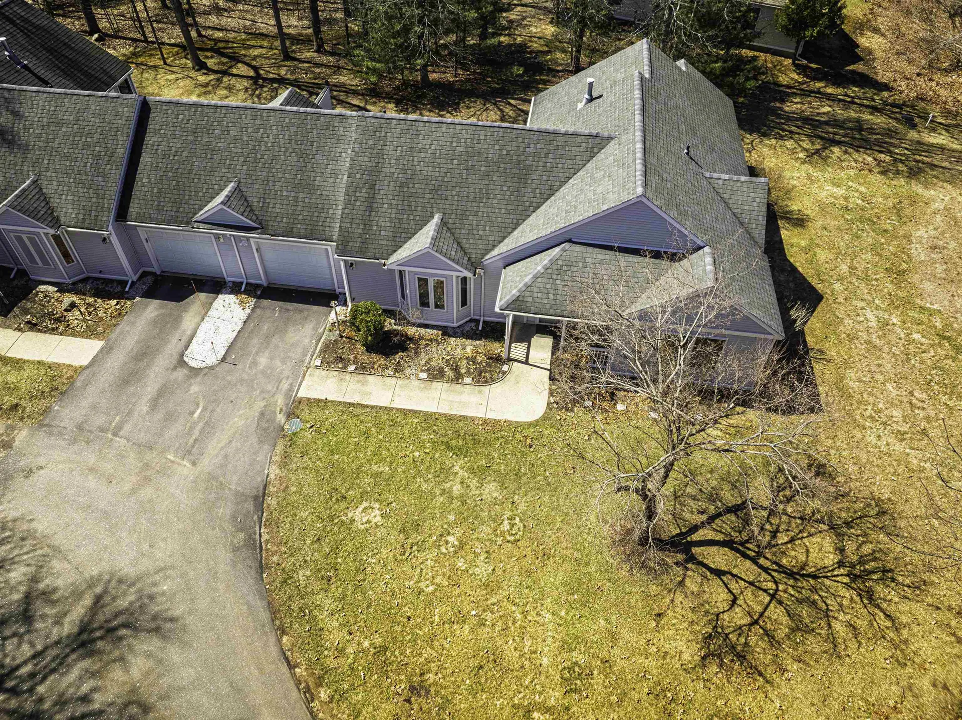 6 Roysann Way Durham NH 03824