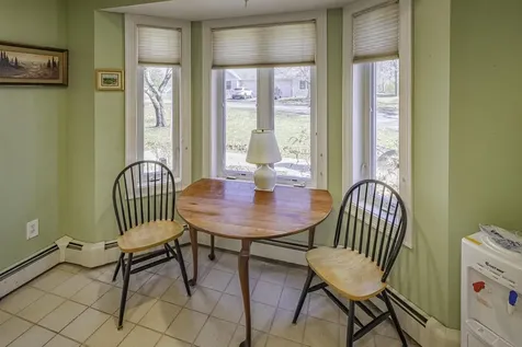 6 Roysann Way Durham NH 03824