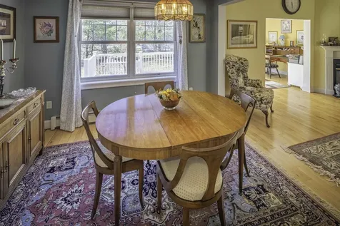 6 Roysann Way Durham NH 03824