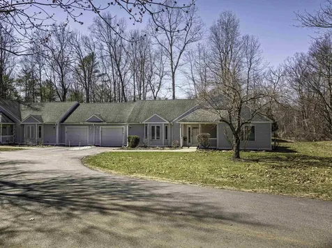 6 Roysann Way Durham NH 03824