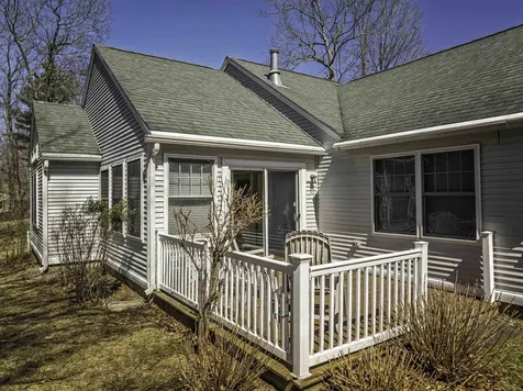 6 Roysann Way Durham NH 03824