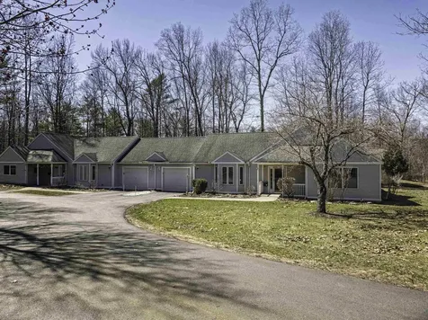 6 Roysann Way Durham NH 03824