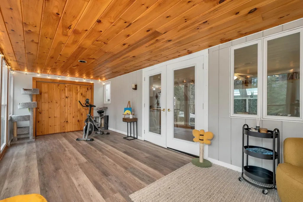 76 Cox Road Campton NH 03223