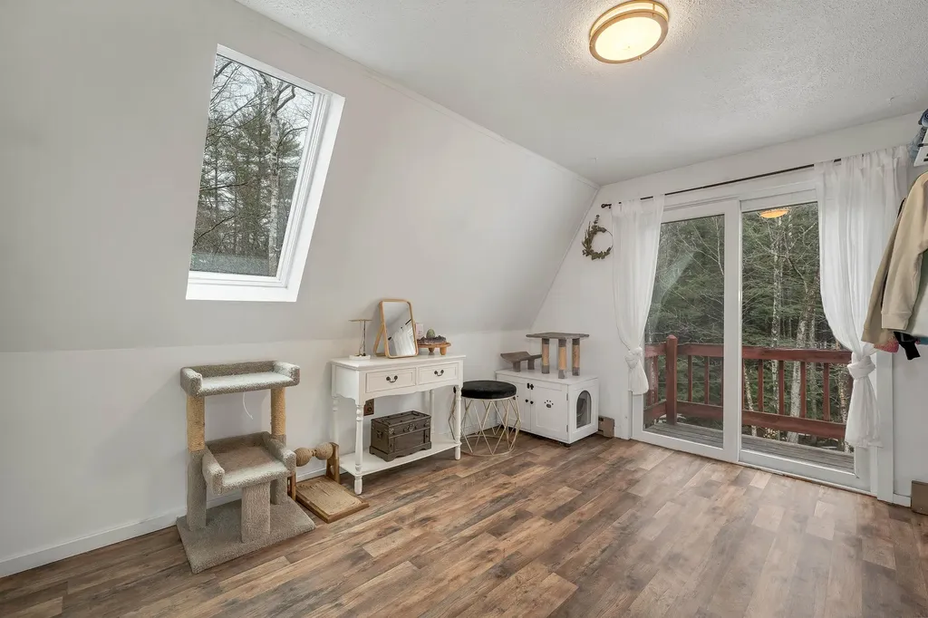 76 Cox Road Campton NH 03223