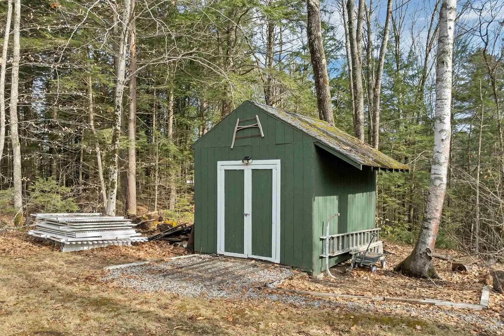 76 Cox Road Campton NH 03223