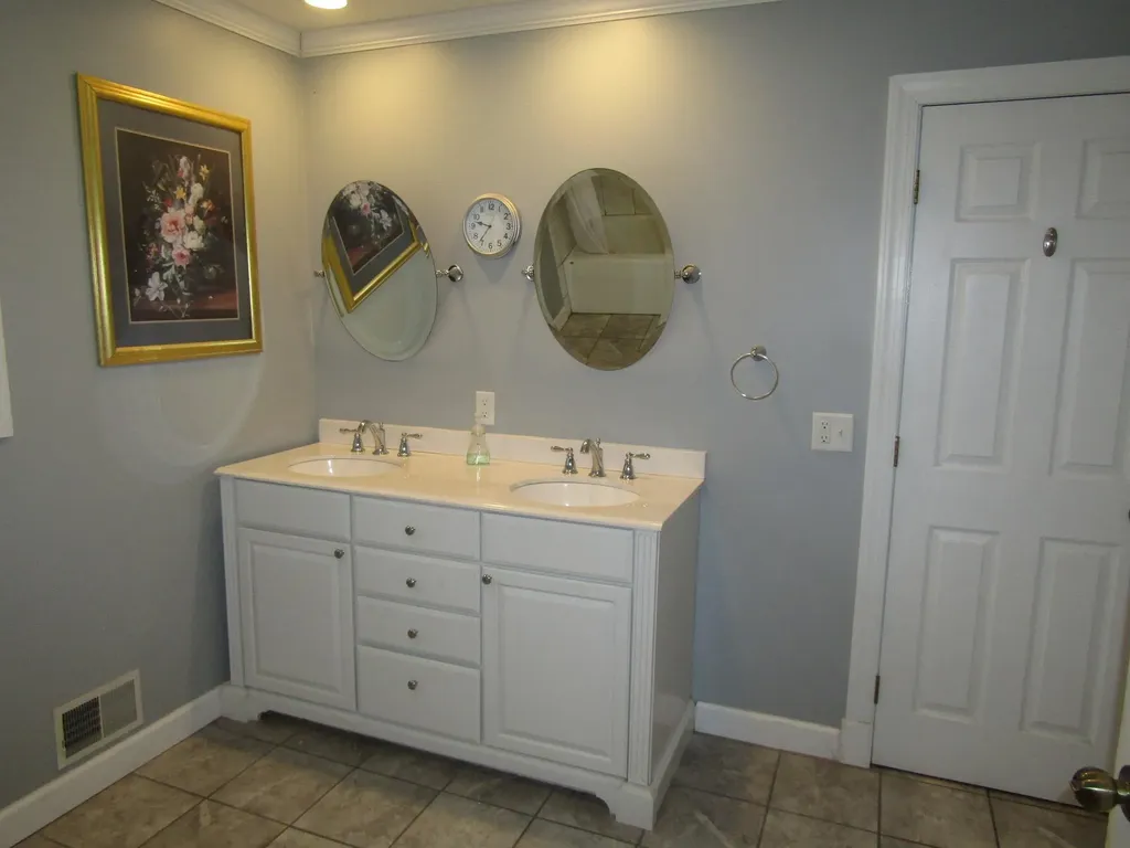 26 Pike Drive St. Albans Town VT 05478