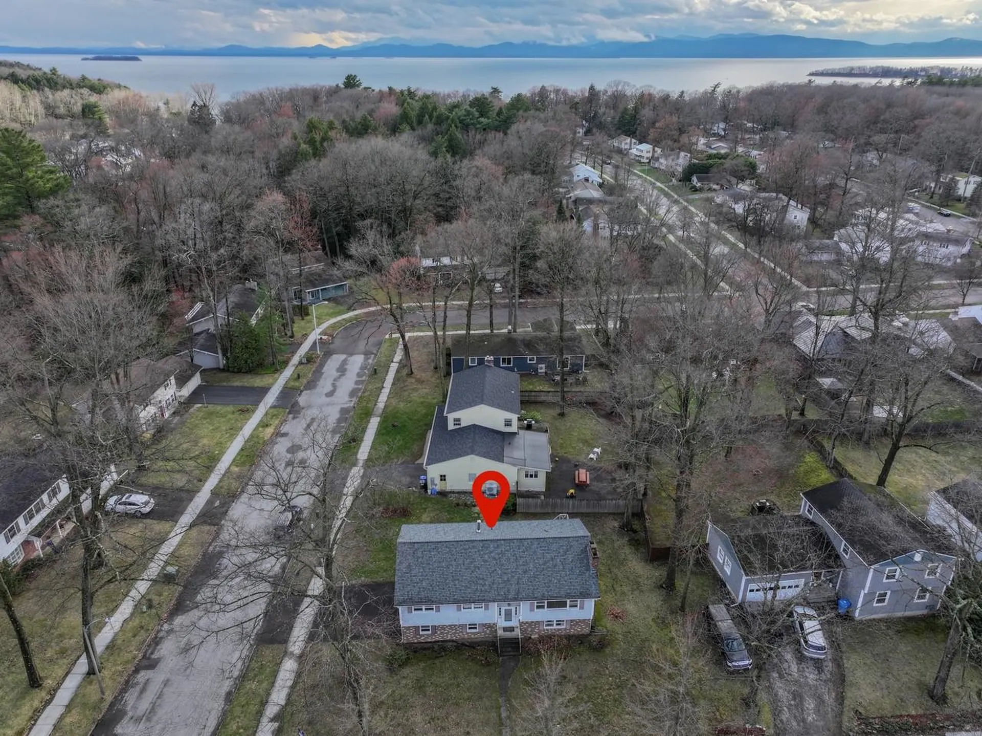 Burlington VT, 5 Birchwood Lane
