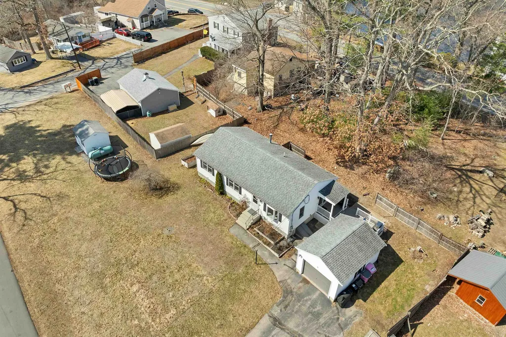 3 Dennison Avenue Salem NH 03079
