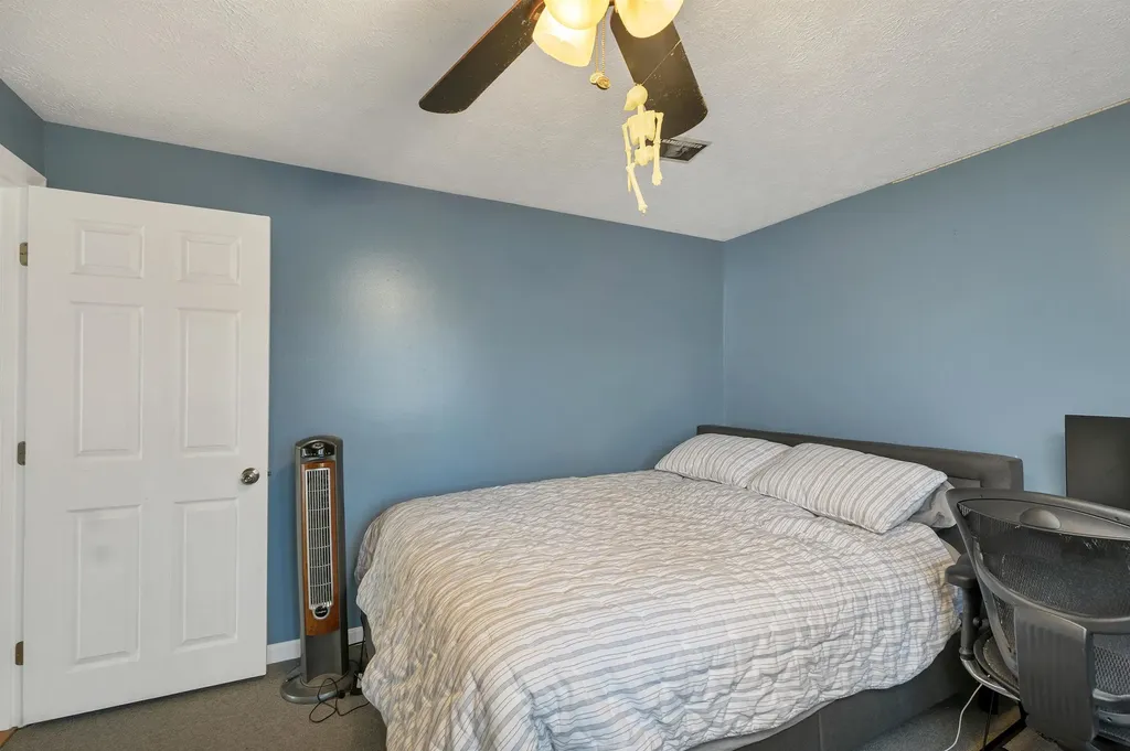 3 Dennison Avenue Salem NH 03079