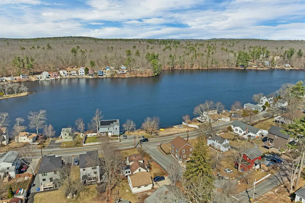 3 Dennison Avenue Salem NH 03079