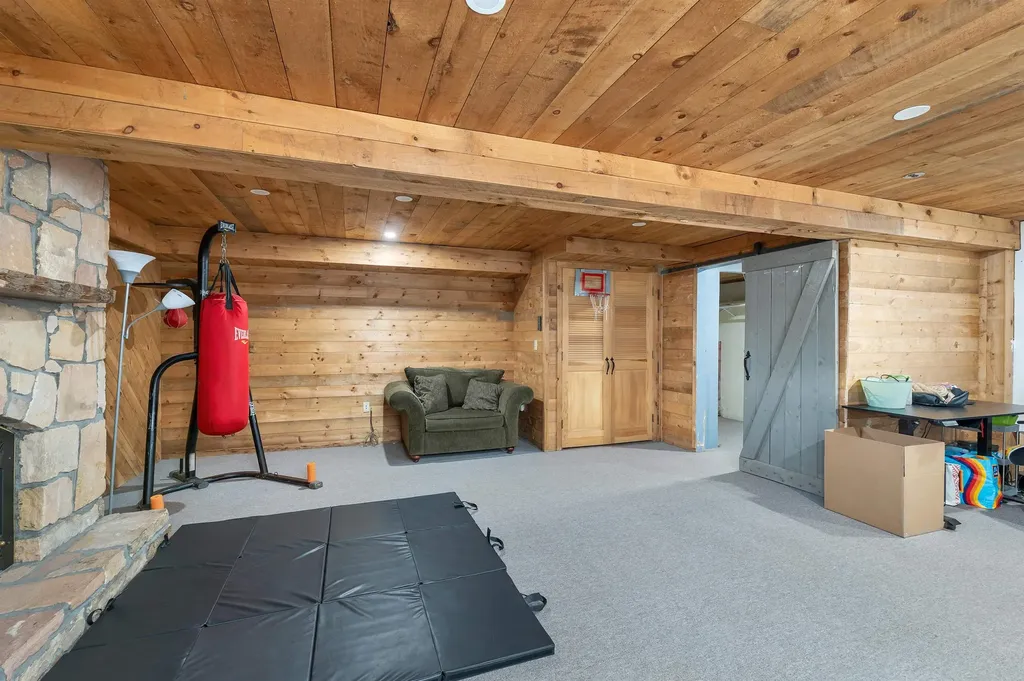 3 Dennison Avenue Salem NH 03079