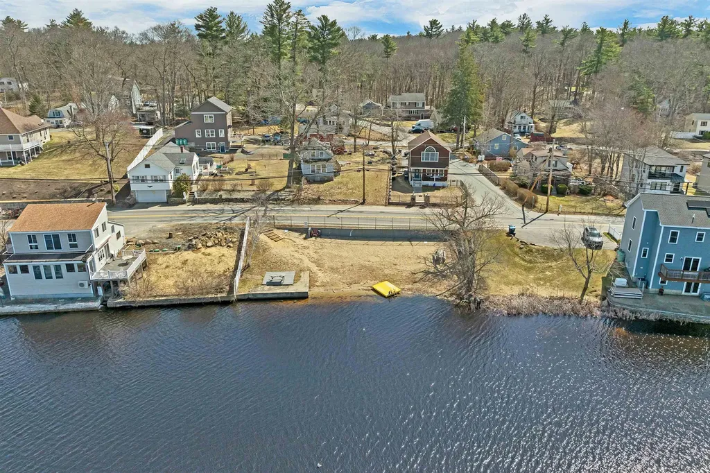 3 Dennison Avenue Salem NH 03079