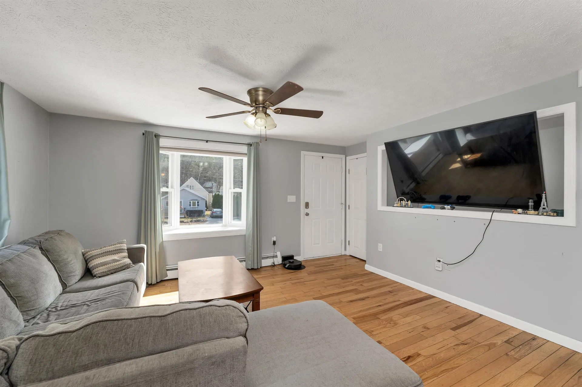 3 Dennison Avenue Salem NH 03079