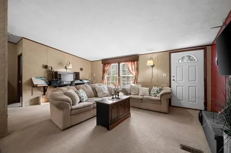 21 Julia Avenue Rochester NH 03867