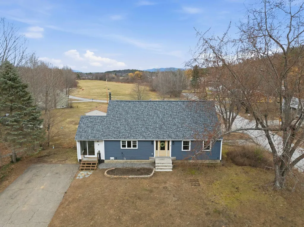 15 Henderson Road Gilford NH 03249