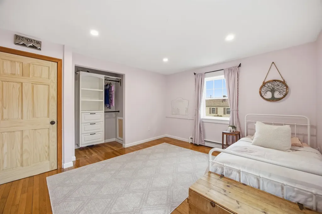 15 Henderson Road Gilford NH 03249