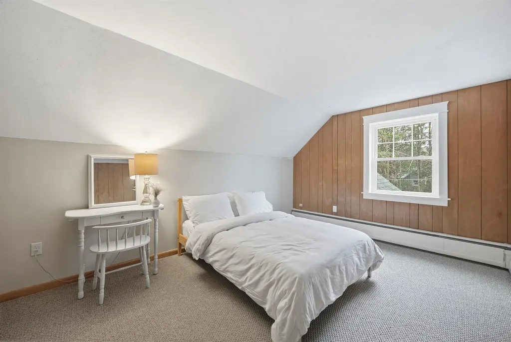 15 Henderson Road Gilford NH 03249