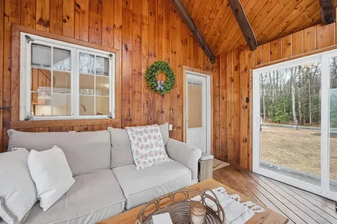 15 Henderson Road Gilford NH 03249