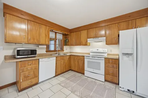 15 Henderson Road Gilford NH 03249