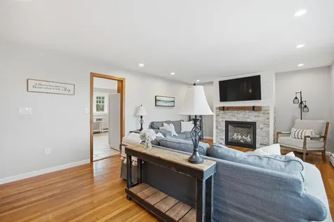 15 Henderson Road Gilford NH 03249