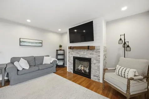 15 Henderson Road Gilford NH 03249