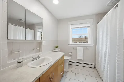 15 Henderson Road Gilford NH 03249