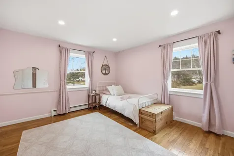 15 Henderson Road Gilford NH 03249