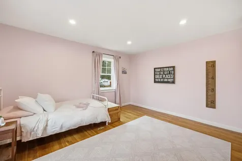 15 Henderson Road Gilford NH 03249