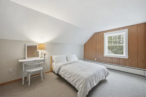 15 Henderson Road Gilford NH 03249