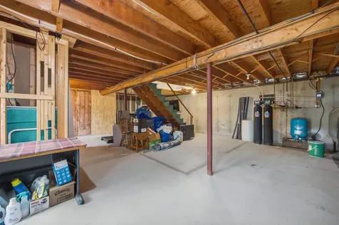 15 Henderson Road Gilford NH 03249